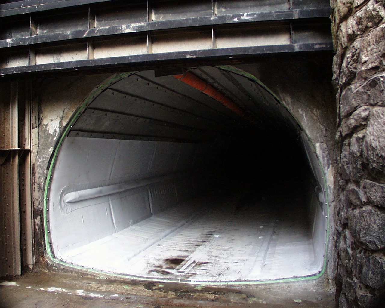 Spalov tunnel